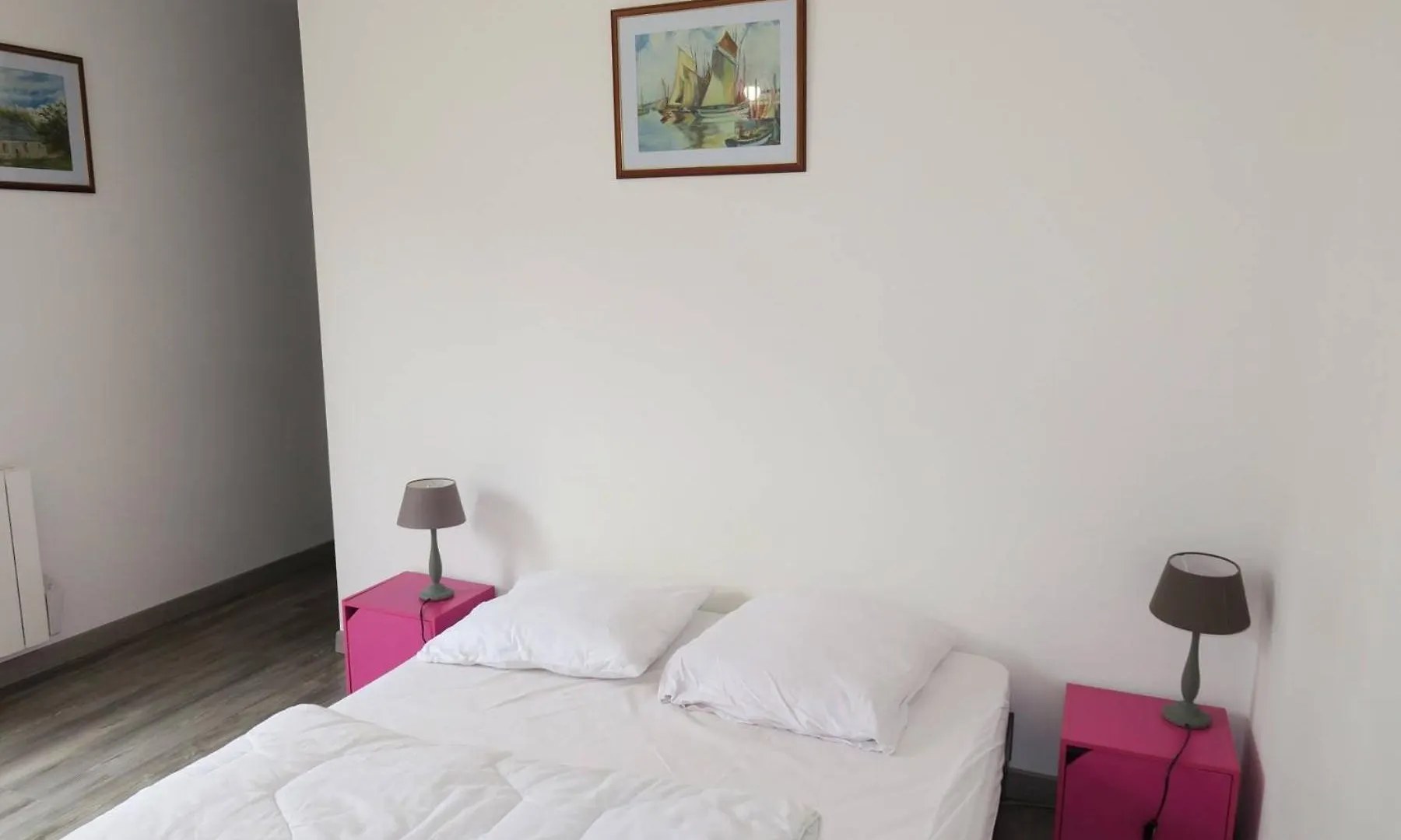 Villa Maison Neuve De Plain-Pied A 100M De La Mer Et 200M Du Coz-Pors A Tregastel - Ref 71 France